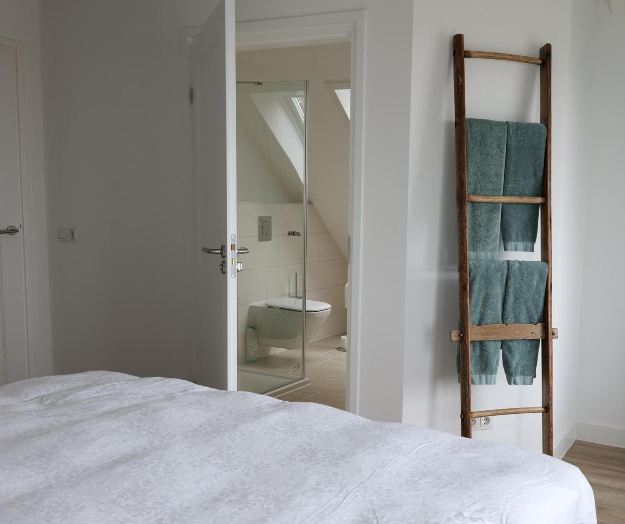 Bed & Breakfast By Patty Nieuw-Amsterdam Bagian luar foto